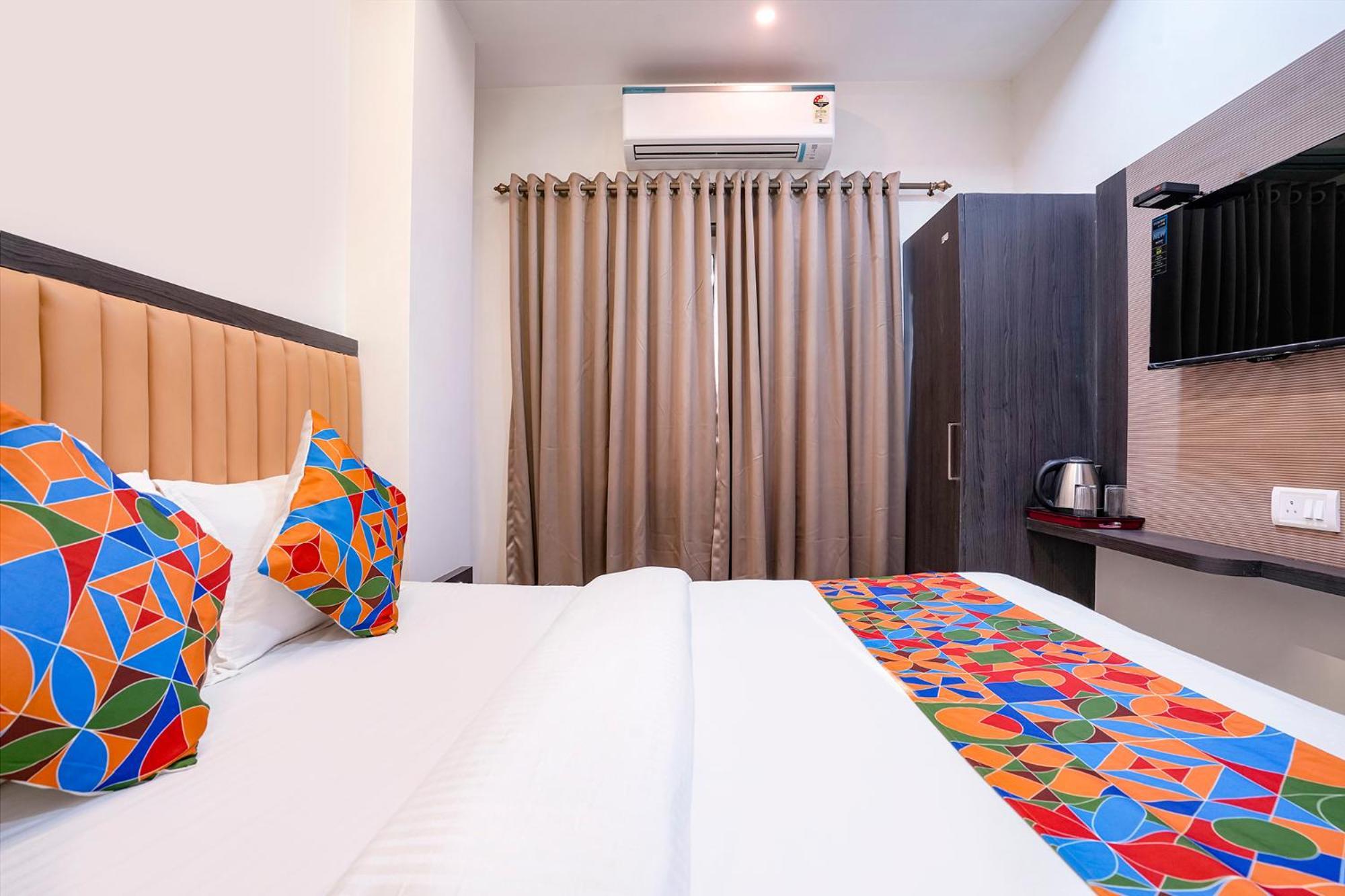 Fabhotel Sunshine Residency Diva Bagian luar foto
