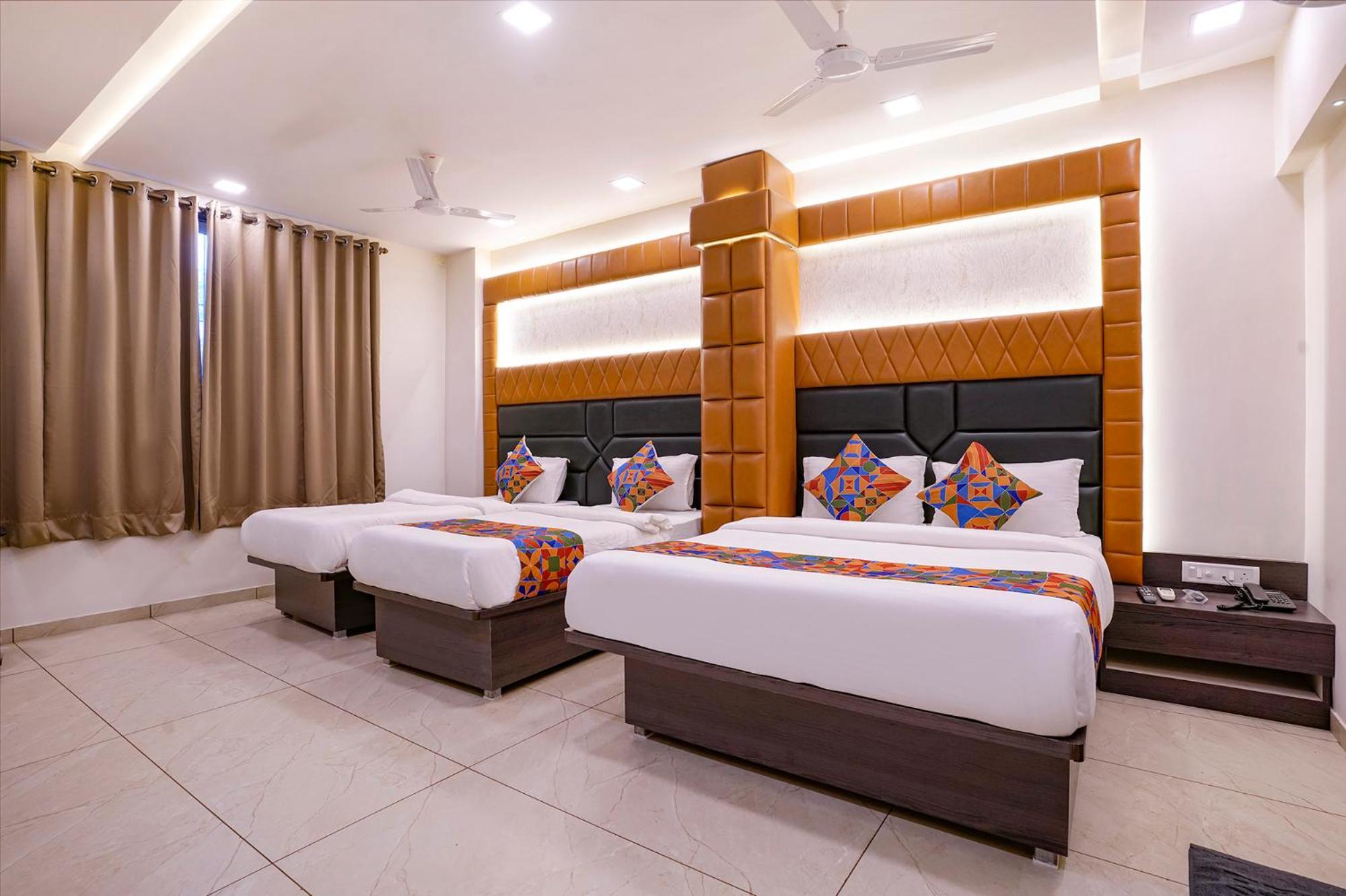 Fabhotel Sunshine Residency Diva Bagian luar foto